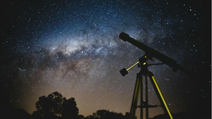 Pune Prepares for Spectacular Planetary Alignment: Stargazing Clubs to Watch the Show