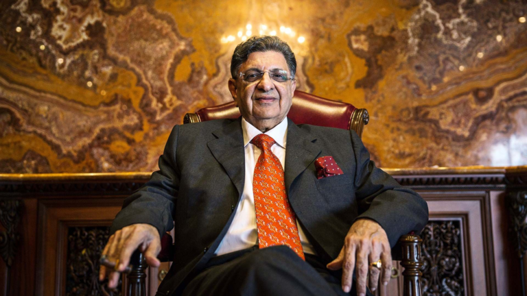 Cyrus Poonawalla: Pune’s Richest Man and Global Vaccine Leader
