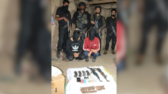 Two ‘Hybrid’ Lashkar Militants Caught in Shopian During Night Operation