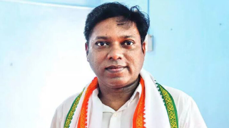 TN Congress MP Sasikanth Senthil Ends Hunger Strike Over Education Funds