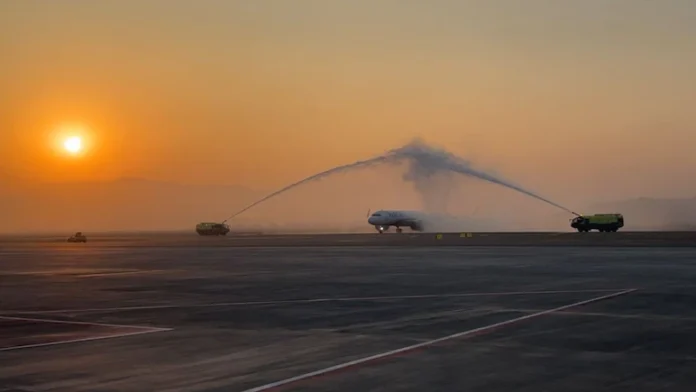 The first commercial flight touches down at Navi Mumbai International Airport, signalling the start of passenger operations at India’s newest greenfield airport. (PC: NDTV)