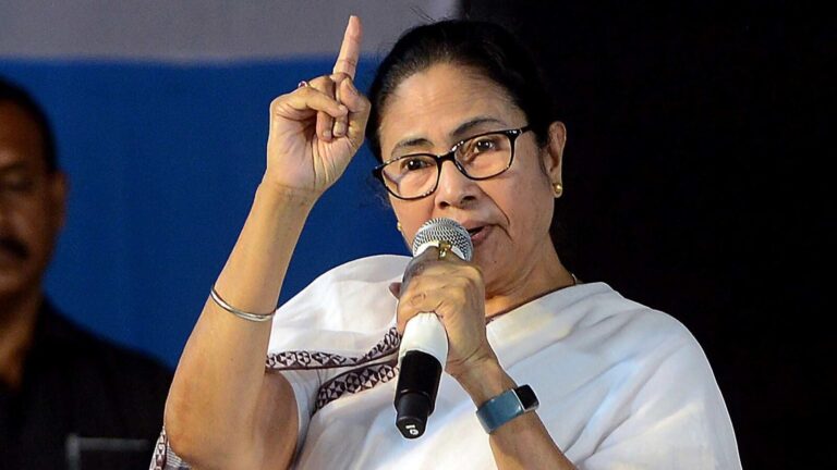 West Bengal Chief Minister Mamata Banerjee addresses the Supreme Court, alleging large-scale voter deletions and human distress during the Special Intensive Revision (SIR) of electoral rolls ahead of state elections. (PC: Mint TV)