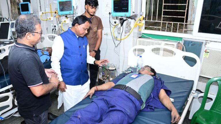 Firefighters and hospital staff respond to a deadly ICU fire at SCB Medical College Hospital in Cuttack, Odisha, on March 16, 2026. (PC: Special Arrangement)